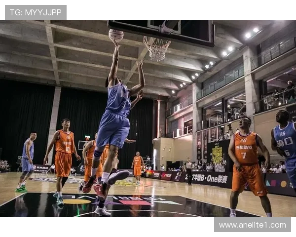 飞翼与华盛顿奇异的激烈对决展现篮球魅力与团队精神的巅峰较量