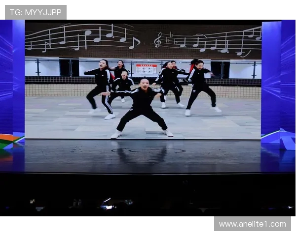 南京街舞队在滑板精英赛中的意识表现分析与点评